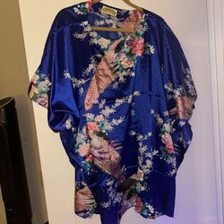 Women’s silk oriental kimono