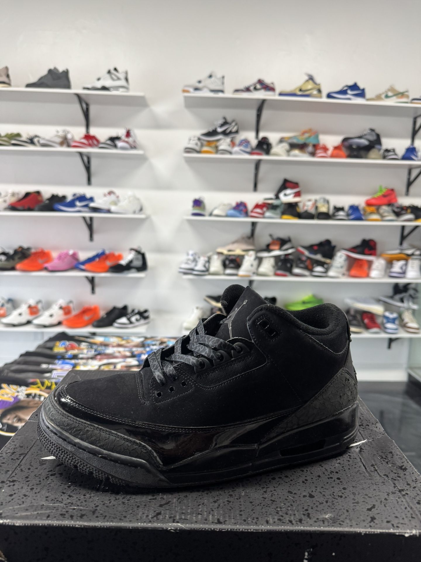 Jordan 3 Black Cat