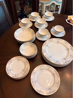 Vintage Mikasa Seville (5303) Fine China - 42 Piece Set (Six 7-Piece Place Settings)
