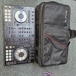 Pioneer DDJ-SX2 4-Channel DJ Controller W/Pioneer Travel Bag GREAT!!!