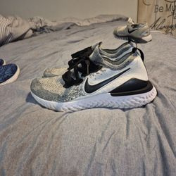 Nike Epic Shoes Women's Size 9