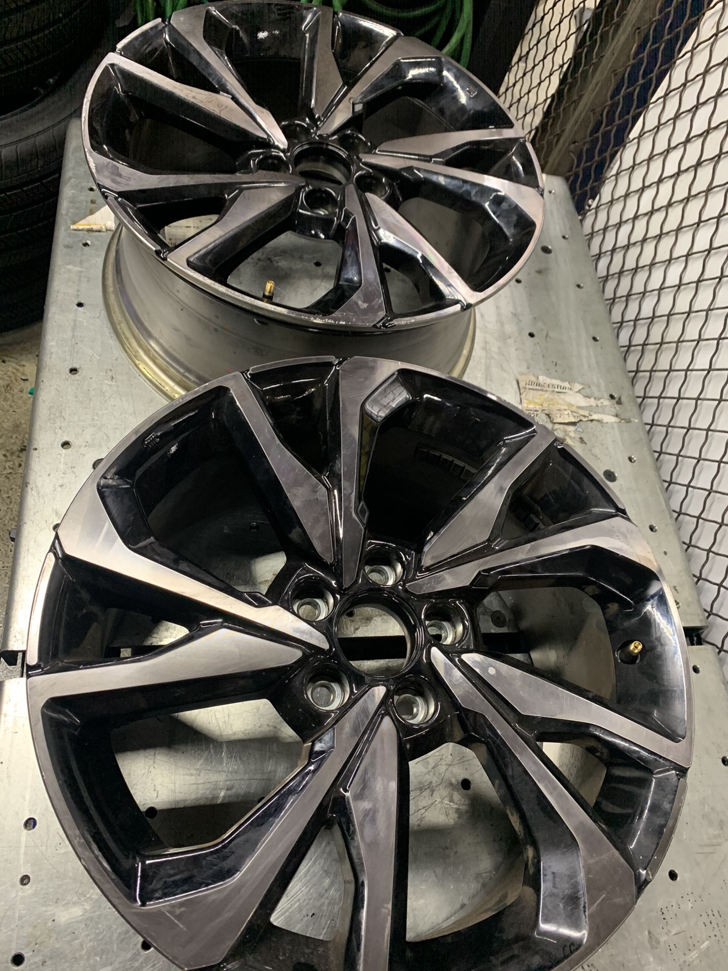 Honda rim 18” 2 rims