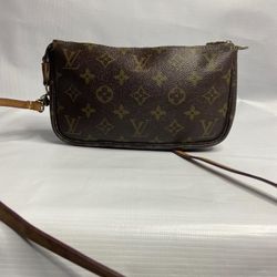 Preloved Vintage Louise Vuitton Monogram Pochette Accessories Crossbody Bag