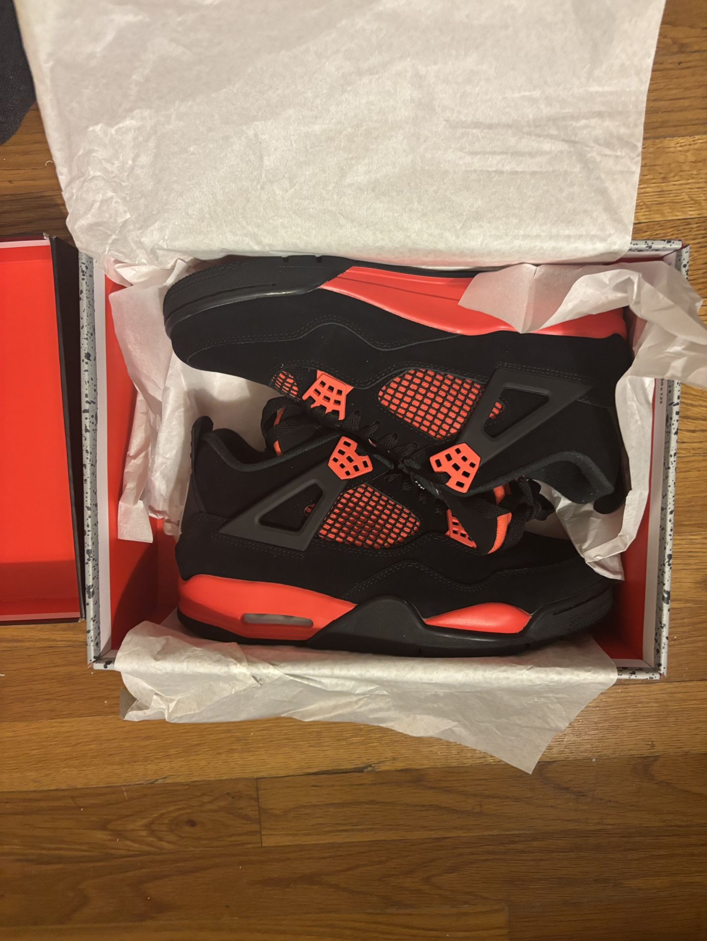 Jordan 4 Red Thunders