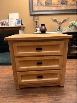 Nightstand (1 of 2)