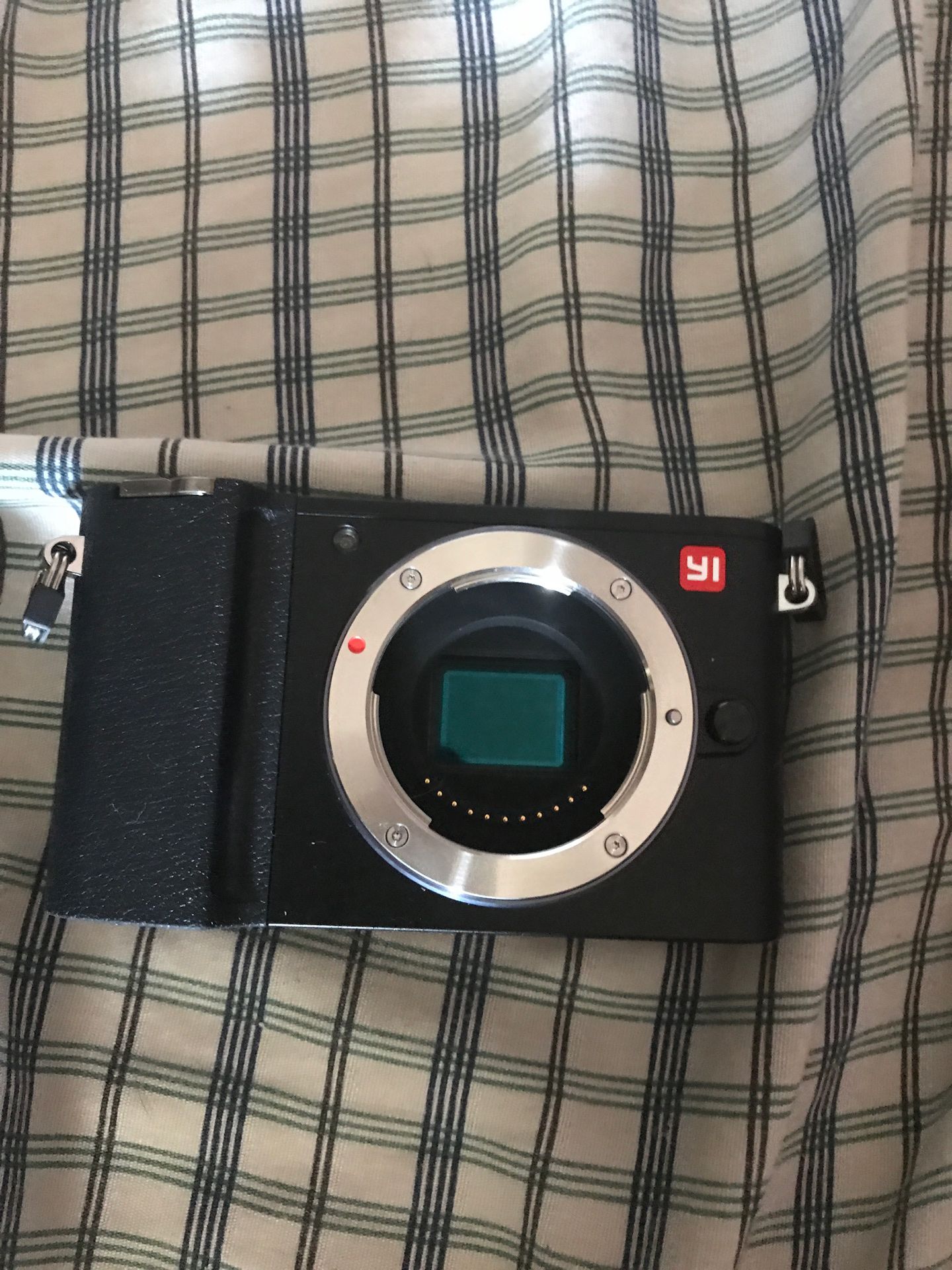 YI M1 mirrorless digital camera