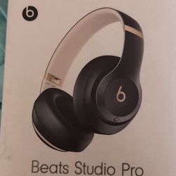 Beats Studio Pro