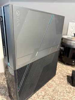 Xbox One 1TB Halo Edition W/ Games