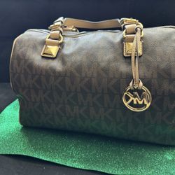 MK Purse And Wallet 