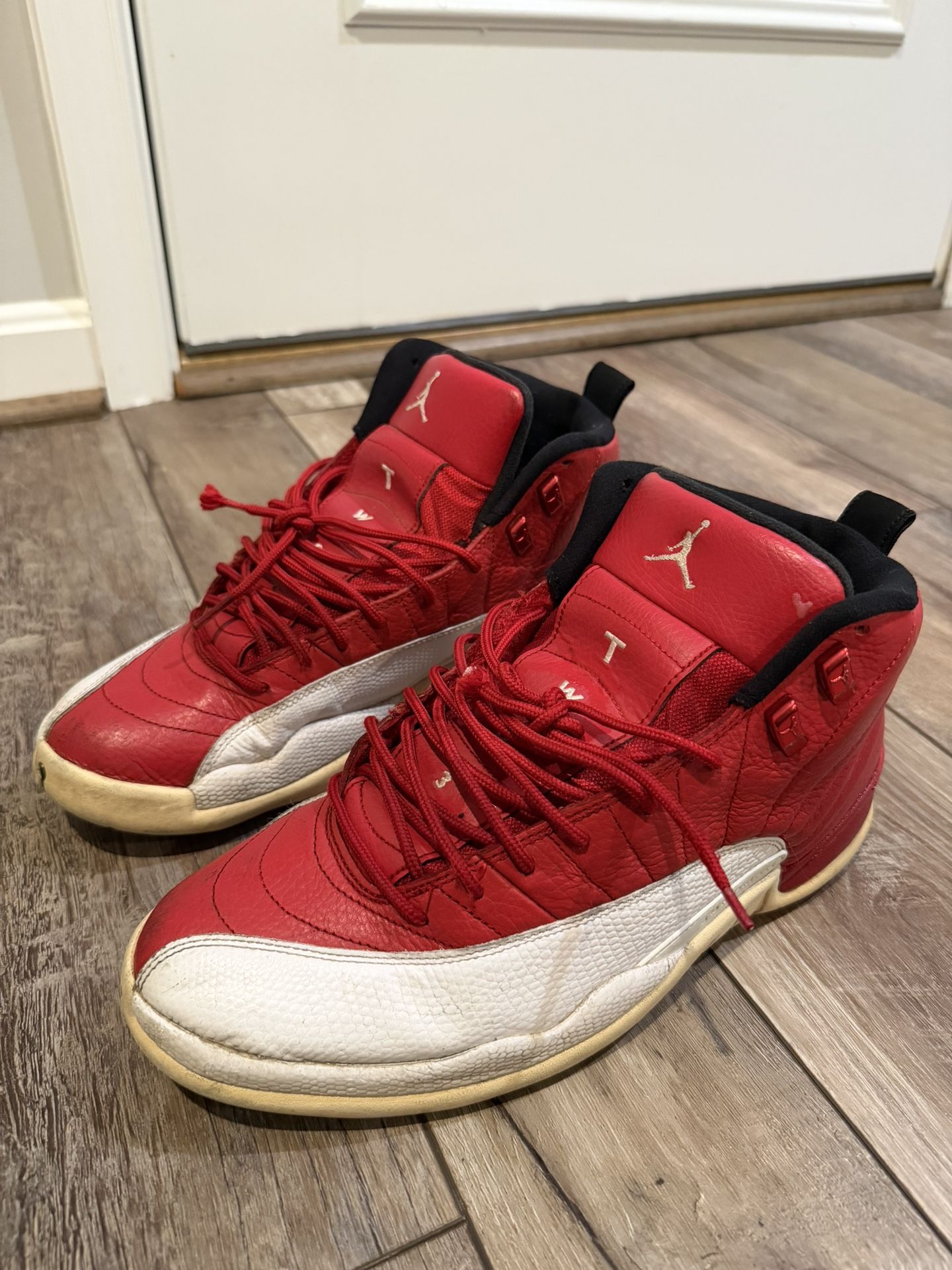 Air Jordan 12 Retro ‘Gym red’