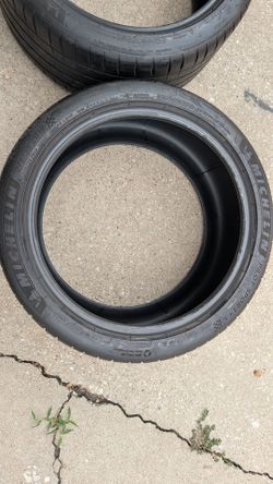 Michelin pilot sport 4s tires 275/35/19 8/32 tread life left
