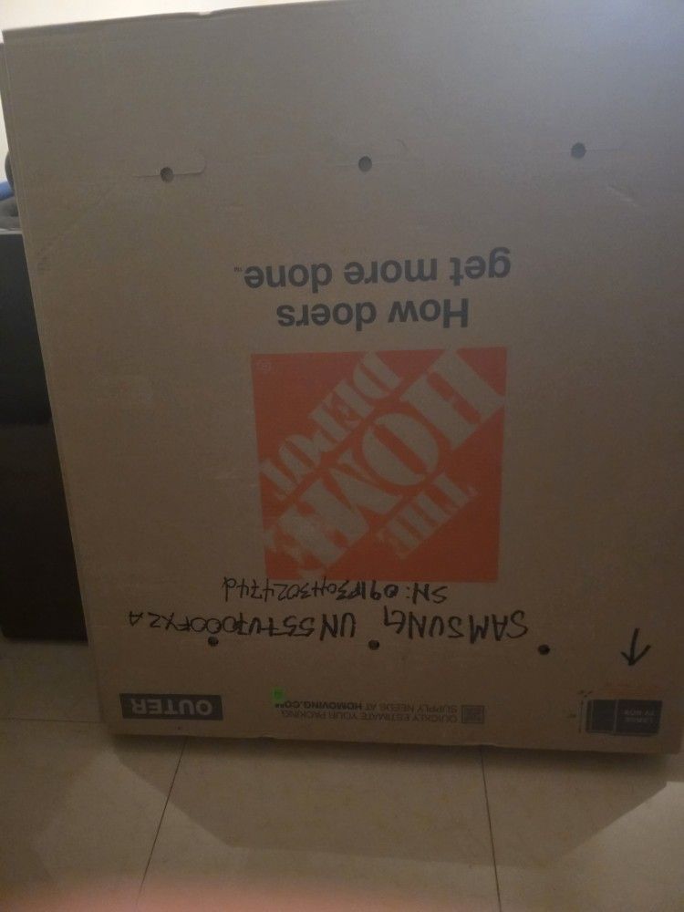 Used Large Home Depot Packing Frame Box