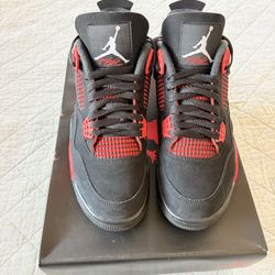 JORDAN RED THUNDER 4’s