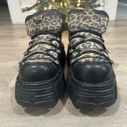 New Rock Leopard Tan/ Black Boots 