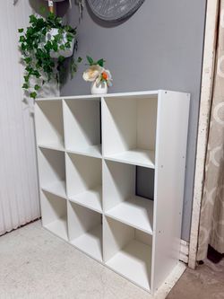 Book shelf