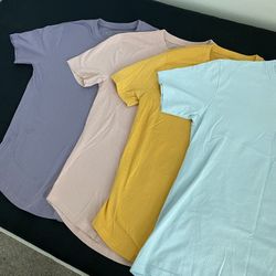 T-Shirts - Unisex - Size Medium - Four Shirts - Dikotomy