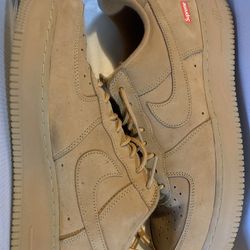 AIR FORCE 1 LOW SUPREME 