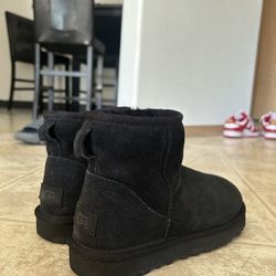 Uggs Size 6 