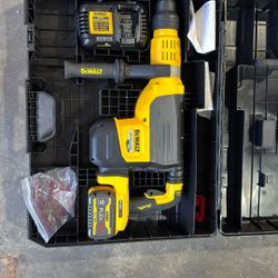 60V FLEXVOLT Lithium-Ion Cordless Brushless 2 in. SDS MAX Rotary Hammer Kit, (2) 9.0Ah Battery, Charger and Kit Box