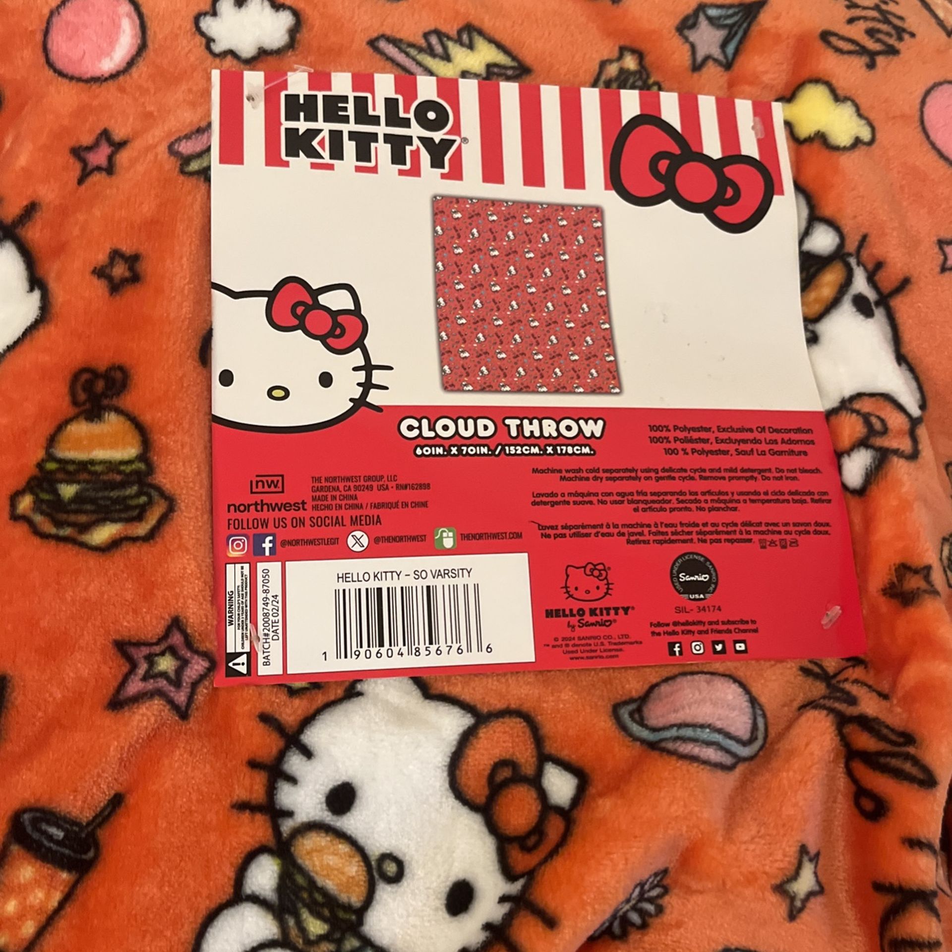 Hello Kitty Blanket 