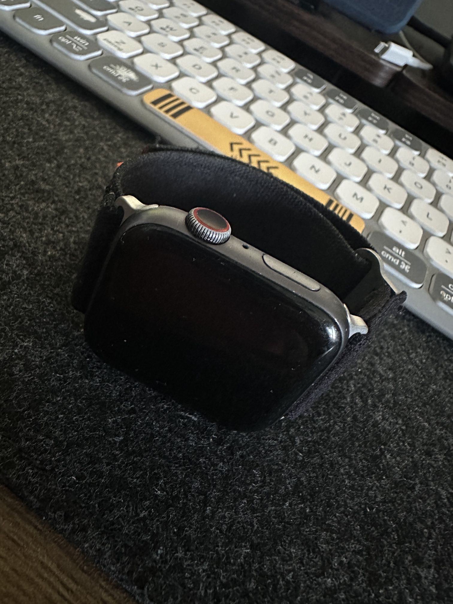 Used Apple Watch Series 4