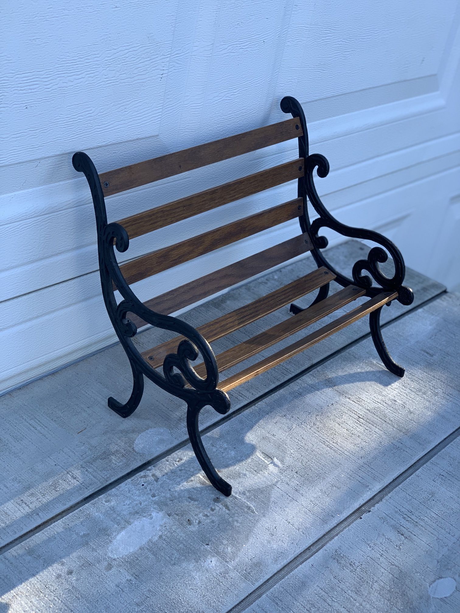 Vintage 14” Scrolled Wrought Iron & Slatted Wood Mini/Doll Porch Bench Decor