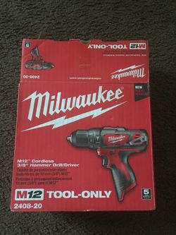 Milwaukee M12 Cordless 3/8” Hammer Drill/Driver