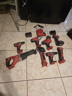 Milwaukee  set of tools  brand new