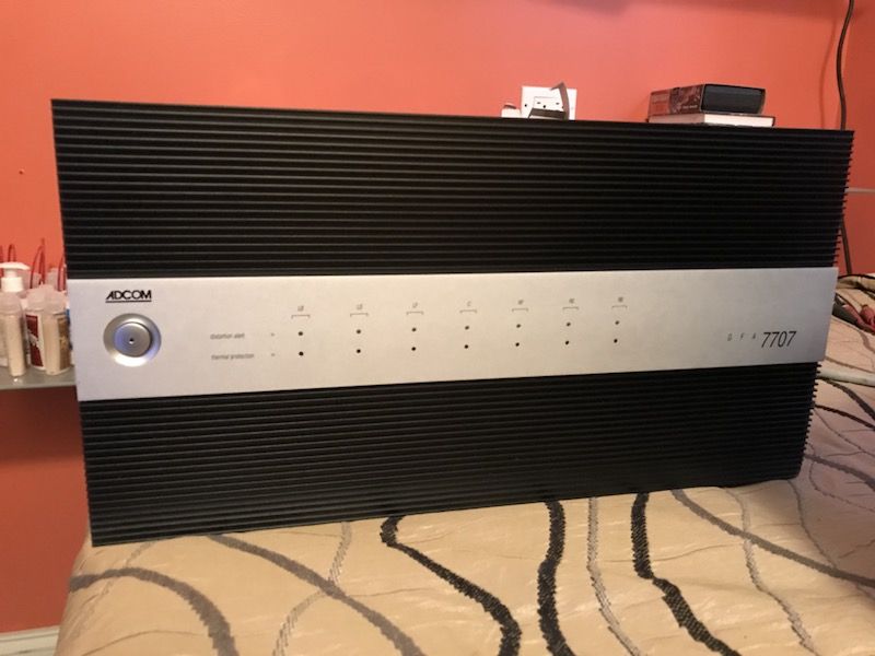 Adcom GFA-7707 power amplifier 200W per channel
