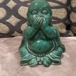 Buddha Smiling &  Cover his  Mousced MousYhe 