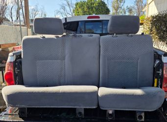 Toyota tacoma backseat