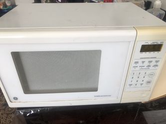Excellent Condition Microwave 