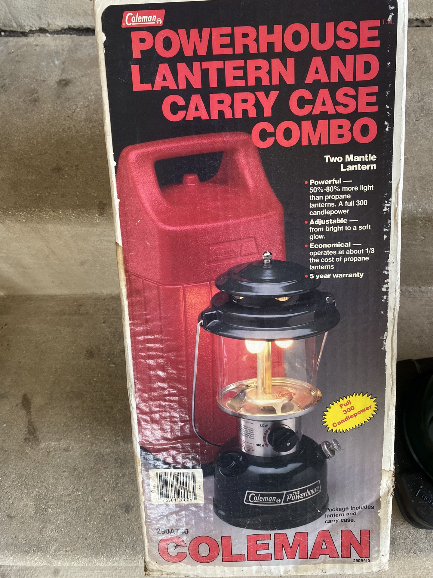 ライト・ランタン Coleman Powerhouse Lantern & Carry Case Coleman Dual Fuel Lantern and Carry Case