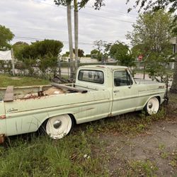 Antique Ford Pick Up 1967?