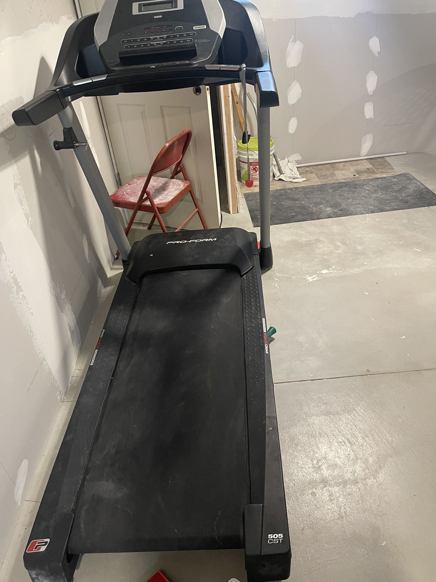 Preform Treadmill 