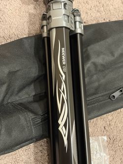 Neewer LT07 Camera Tripod with Carry Bag