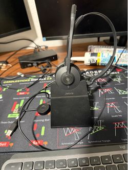 Jabra Wireless Headset with Charging Base