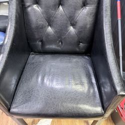 Black Pleated Chair