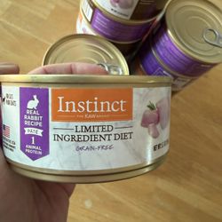 Instinct Rabbit Can Food  22 Cans 