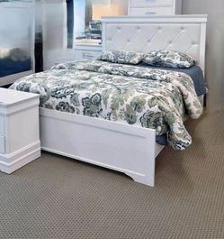 Queen size bed