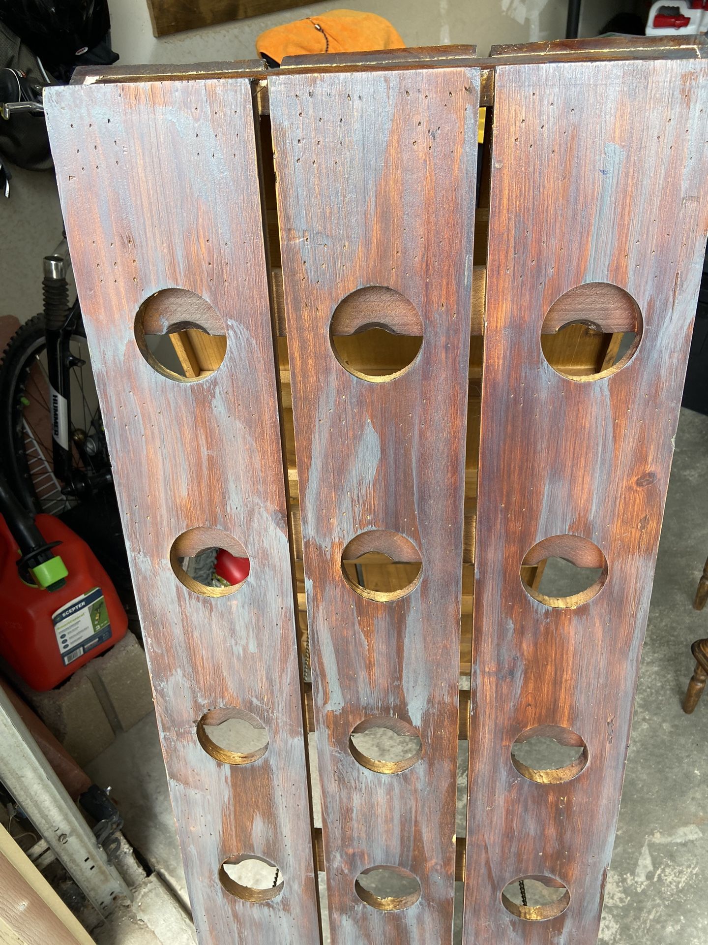 36 count wine holder