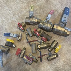 Everything  You See Here In The Picture All For $100.00 Pick Up Only Sorry I Don’t Deliver Thanks