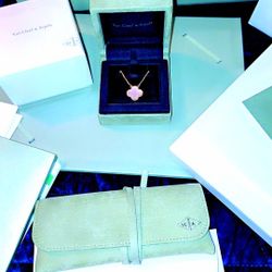 Authentic  18k Yellow Gold Mother of Pearl Vintage Alhambra Pendant Necklace