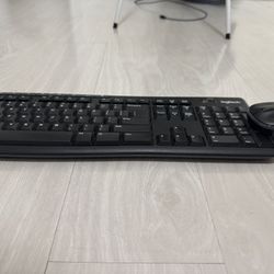 Logitech MK270 Wireless Keyboard & Mouse Combo - dongle and batteries included!