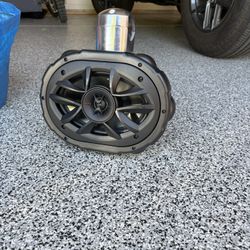 Boss boat speaker 