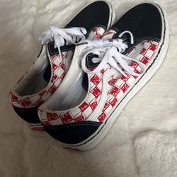 Women’s vans Size 9