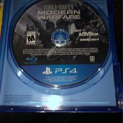 Call Of Duty Modern Warfare, PS4 Scratch free Disc, In Wrong Case, DBZ Case Included..
