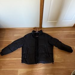 Zara Puffer Jacket (Size XL)