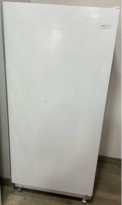 Upright freezer