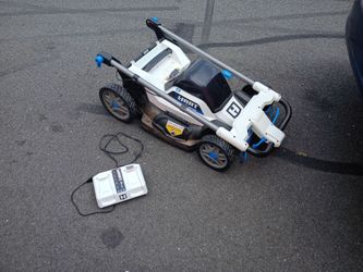 Electric lawnmower and charger NO BATTERY